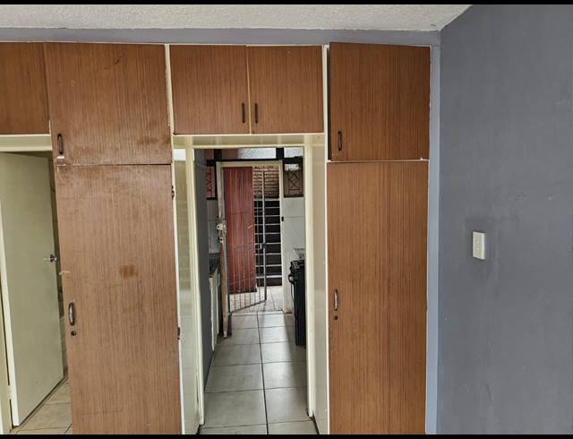 1 BEDROOM APARTMENT FOR SALE IN MUCKLENEUK
